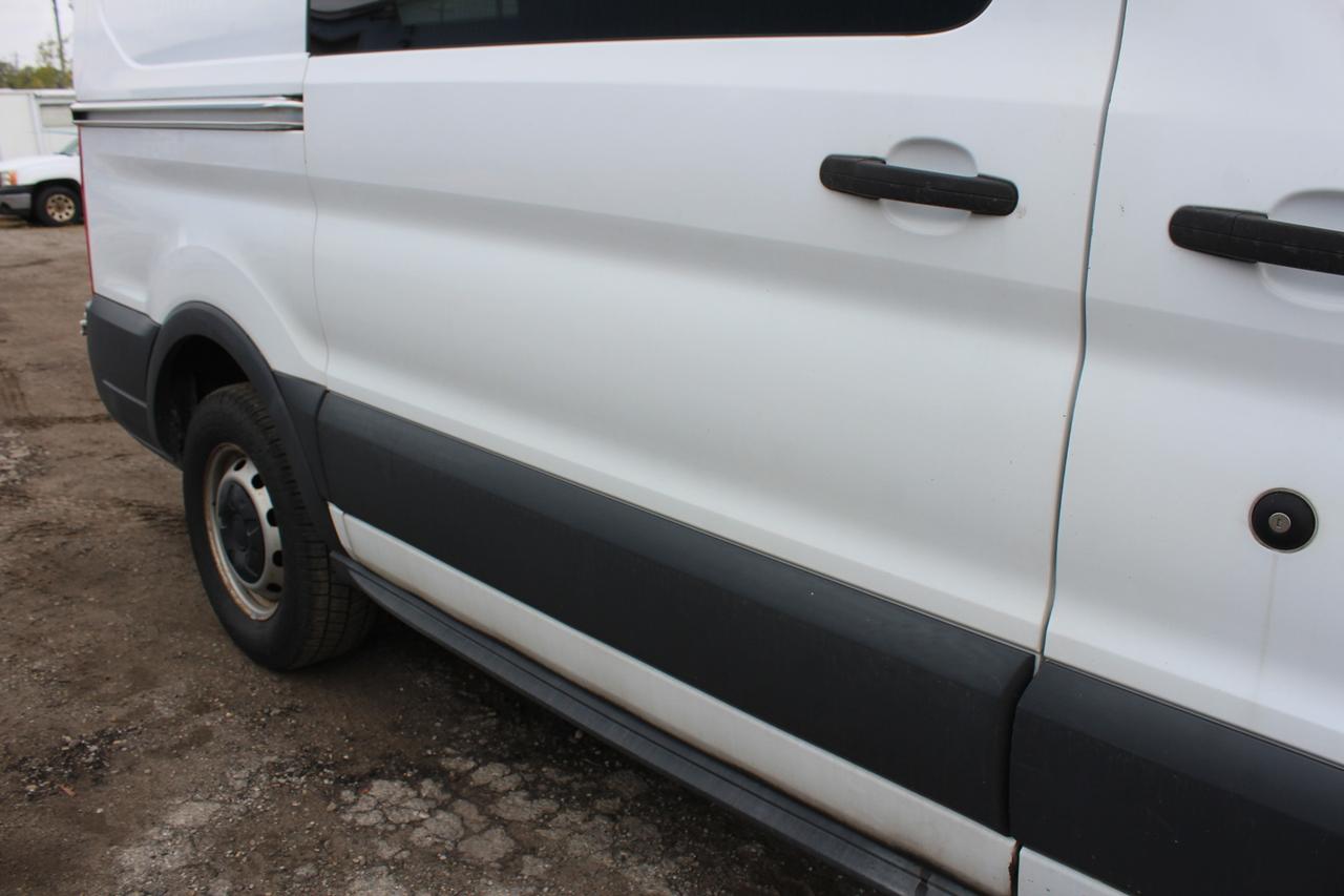 2015 Ford Transit Cargo Van  Photo