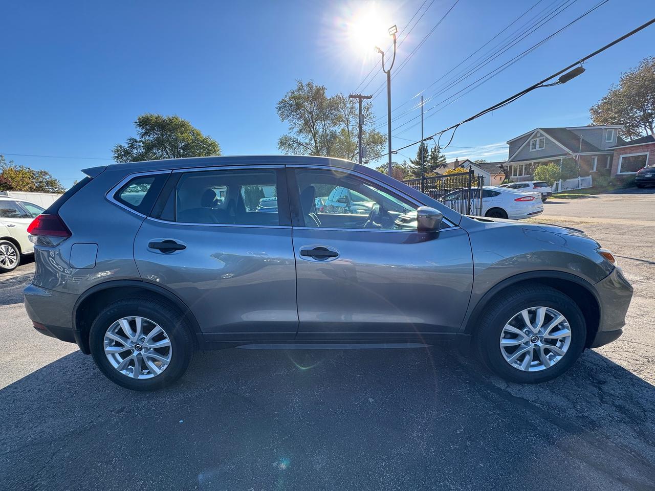 2018 Nissan Rogue S | FWD | CERTIFIED Photo3