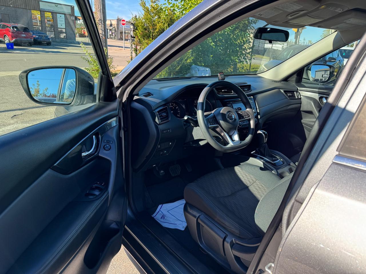2018 Nissan Rogue S | FWD | CERTIFIED Photo