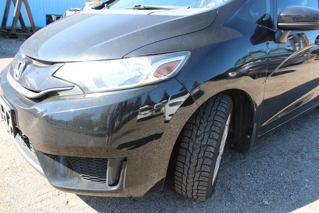 2015 Honda Fit LX Photo