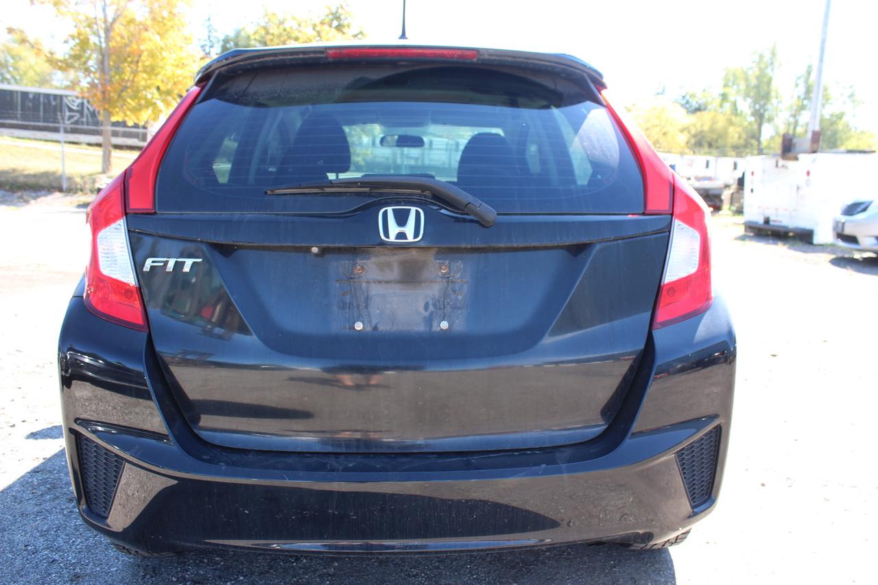 2015 Honda Fit LX Photo