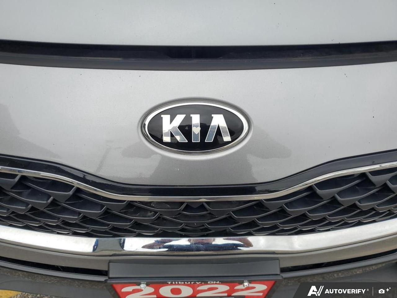 2022 Kia Sportage LX-HEATED SEATS-BLUETOOTH-BACK UP CAMERA-ALLOY WHE Photo