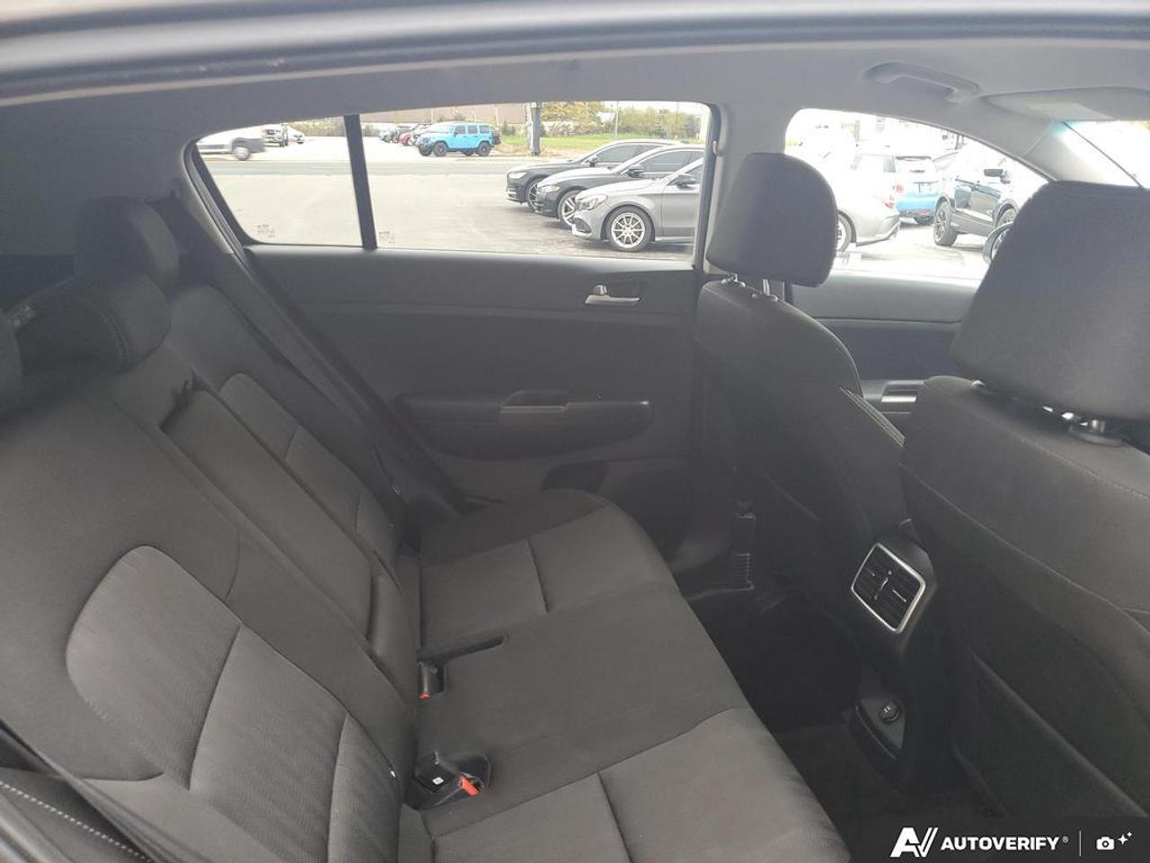 2022 Kia Sportage LX-HEATED SEATS-BLUETOOTH-BACK UP CAMERA-ALLOY WHE Photo