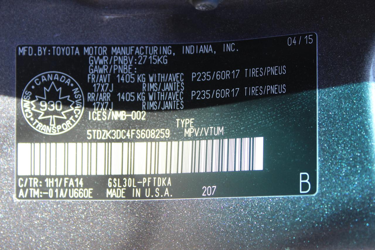 2015 Toyota Sienna  Photo