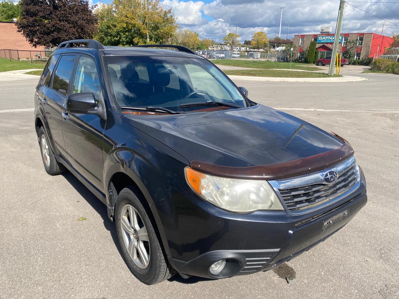 2010 Subaru Forester LTD Photo2