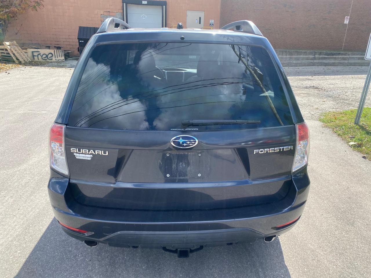 2010 Subaru Forester LTD Photo