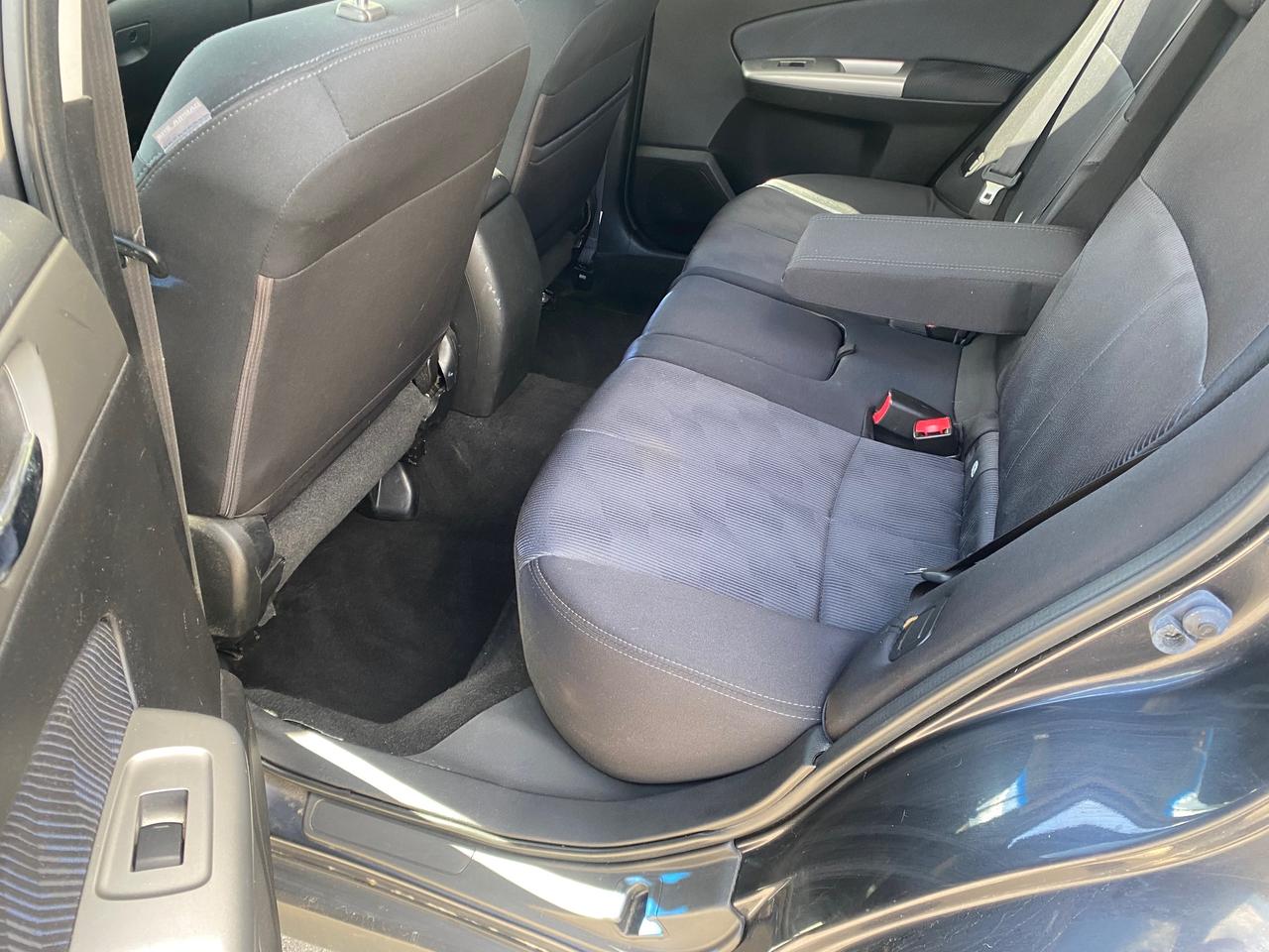 2010 Subaru Forester LTD Photo