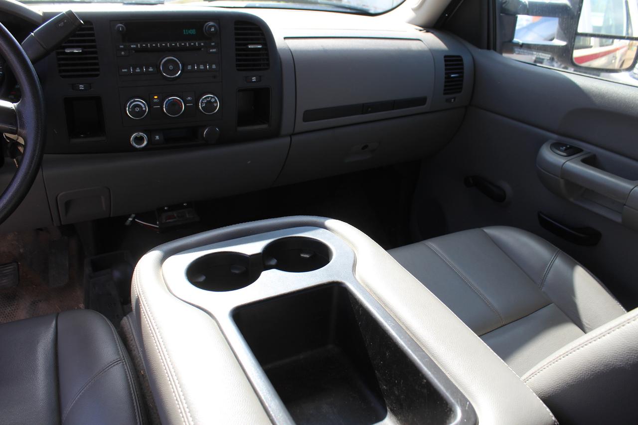 2009 Chevrolet Silverado 1500 WT Photo
