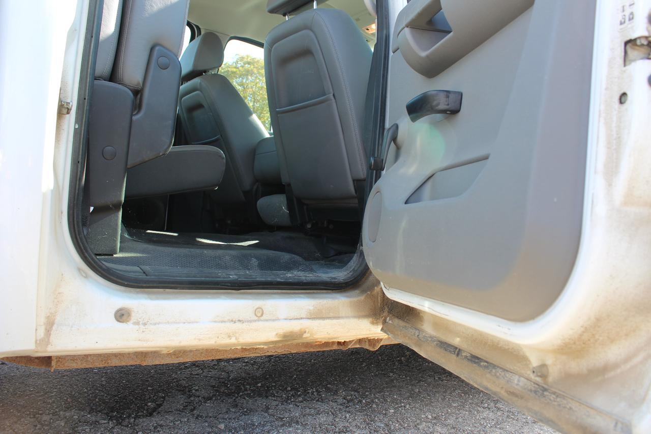 2009 Chevrolet Silverado 1500 WT Photo