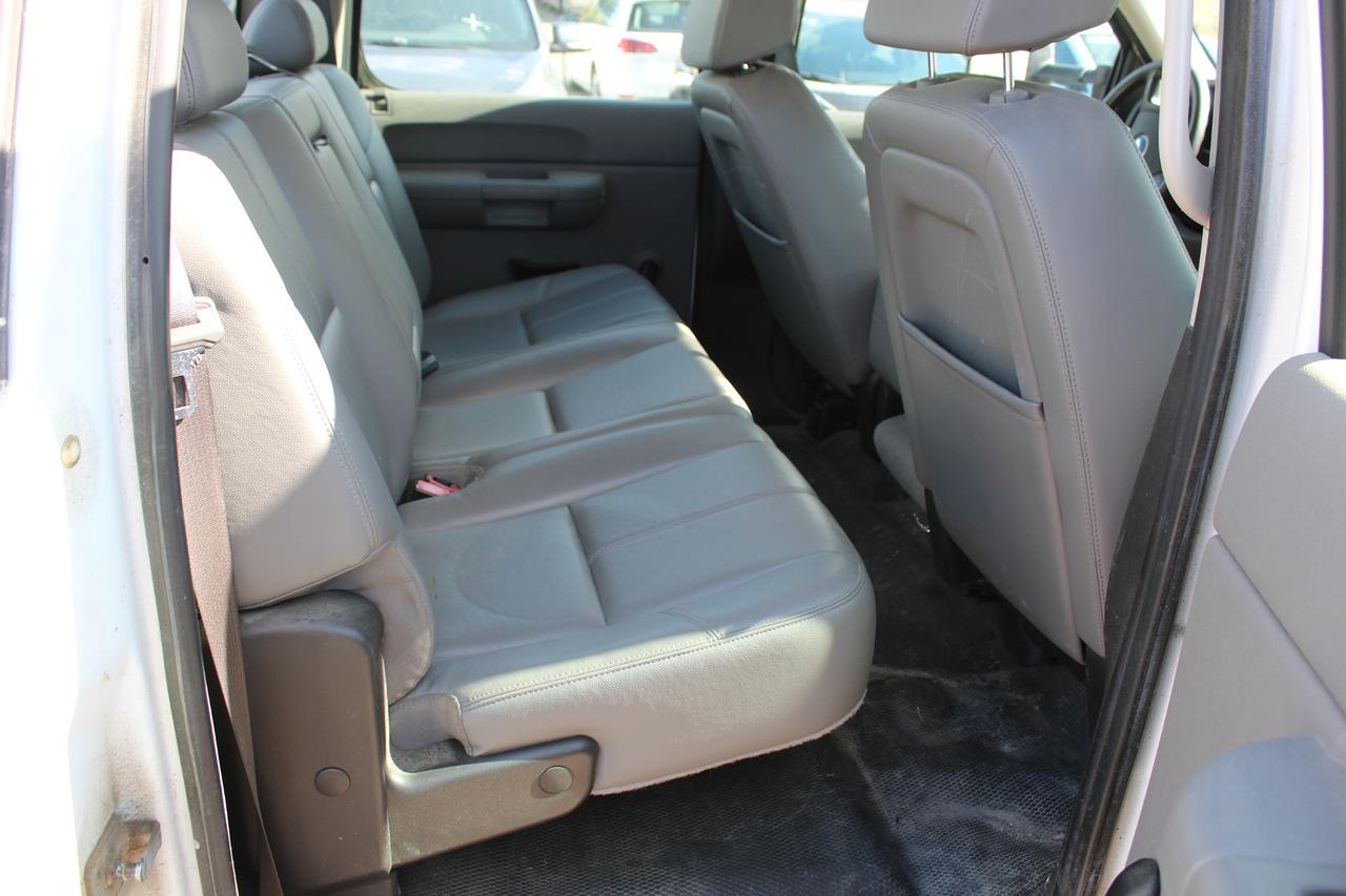 2009 Chevrolet Silverado 1500 WT Photo