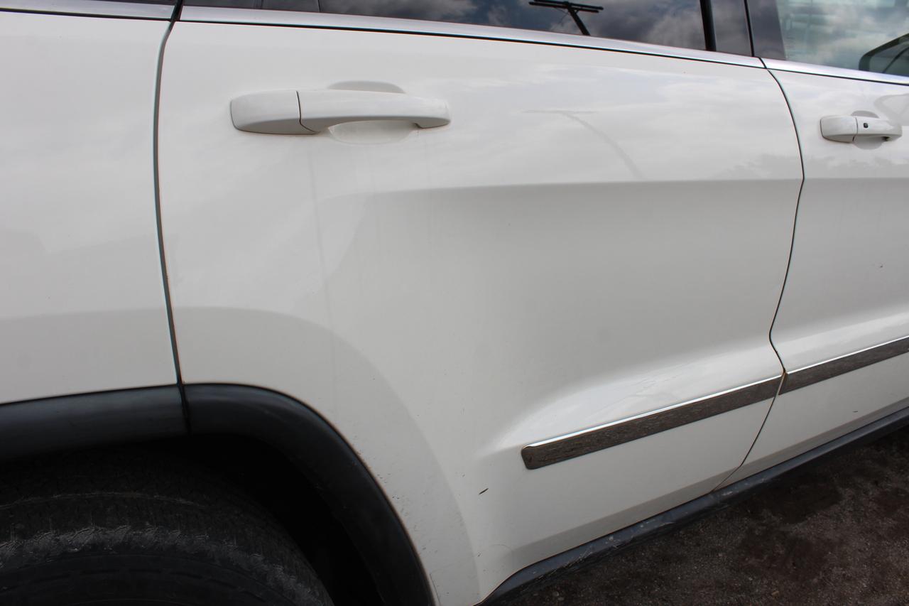 2011 Jeep Grand Cherokee Laredo Photo
