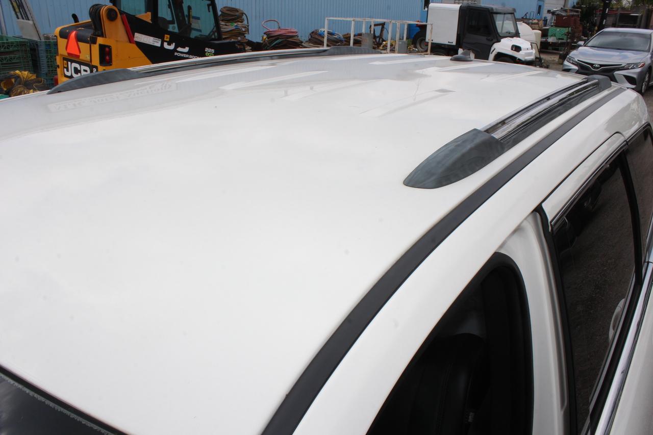 2011 Jeep Grand Cherokee Laredo Photo