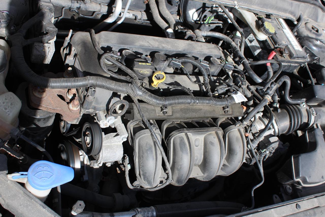 2015 Ford Fusion SE Photo