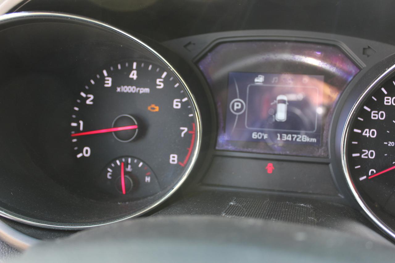 2017 Kia Sedona LX Photo