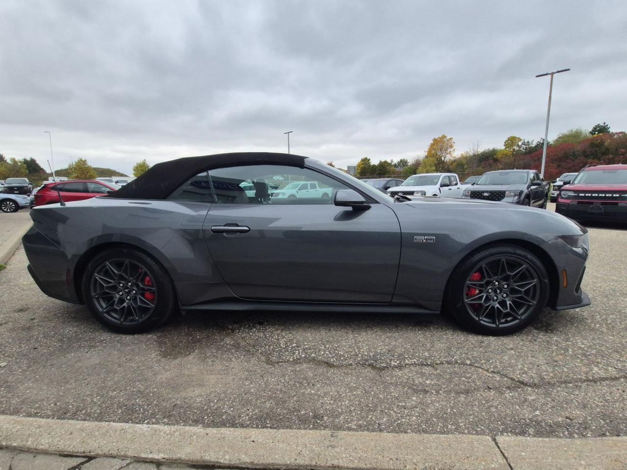 2026 Ford Mustang GT PERFORMANCE PACK, ACTIVE VALVE AND MAGNA RIDE! Photo3