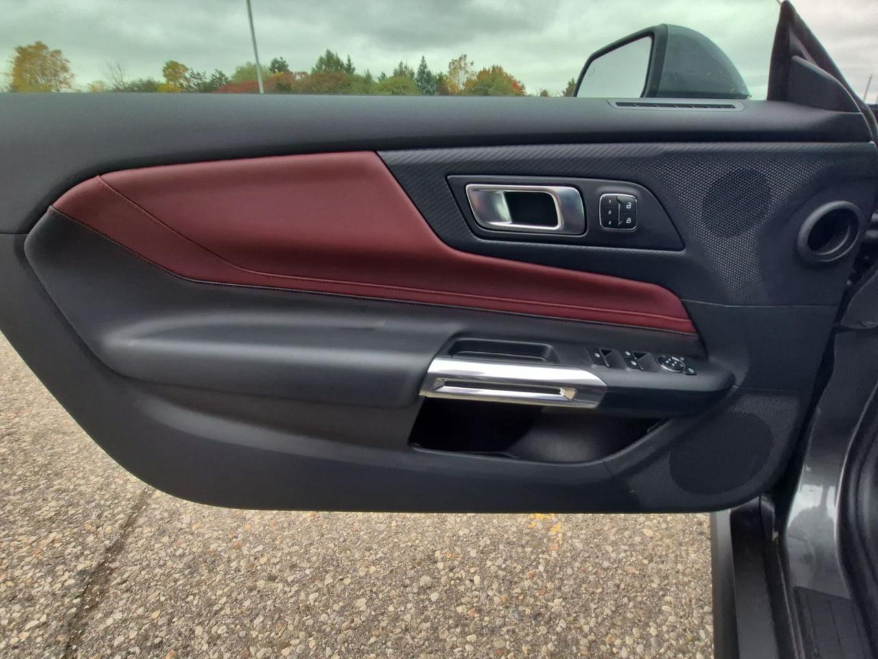 2026 Ford Mustang GT PERFORMANCE PACK, ACTIVE VALVE AND MAGNA RIDE! Photo