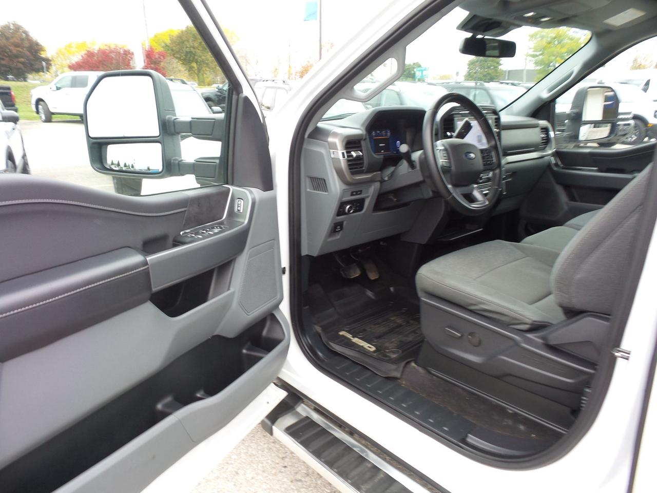 2024 Ford F-150 XLT! 6.5' BOX! 3.5L ECOBOOST! TOW PACK! CHROME! Photo