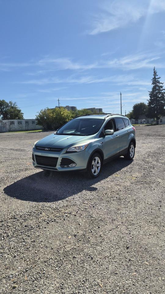 2013 Ford Escape SE Photo1