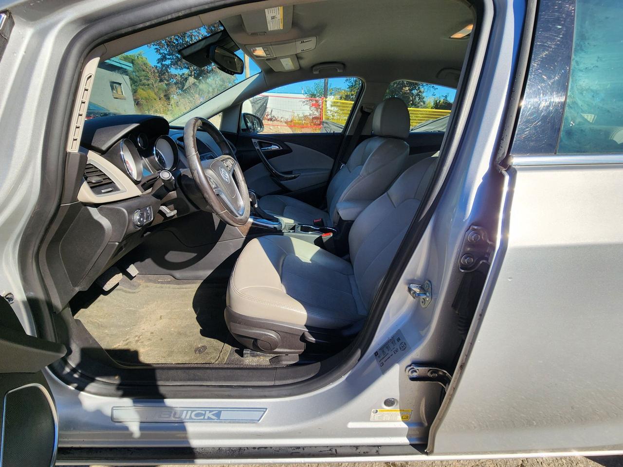 2014 Buick Verano Convenience 1 l LOW KM'S l Mint Condition. Photo