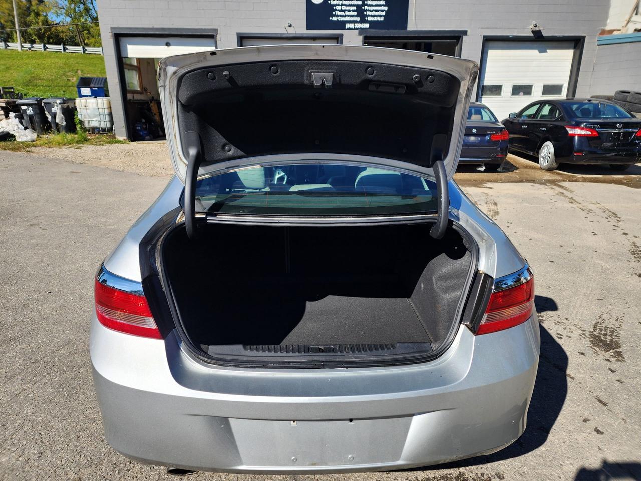 2014 Buick Verano Convenience 1 l LOW KM'S l Mint Condition. Photo
