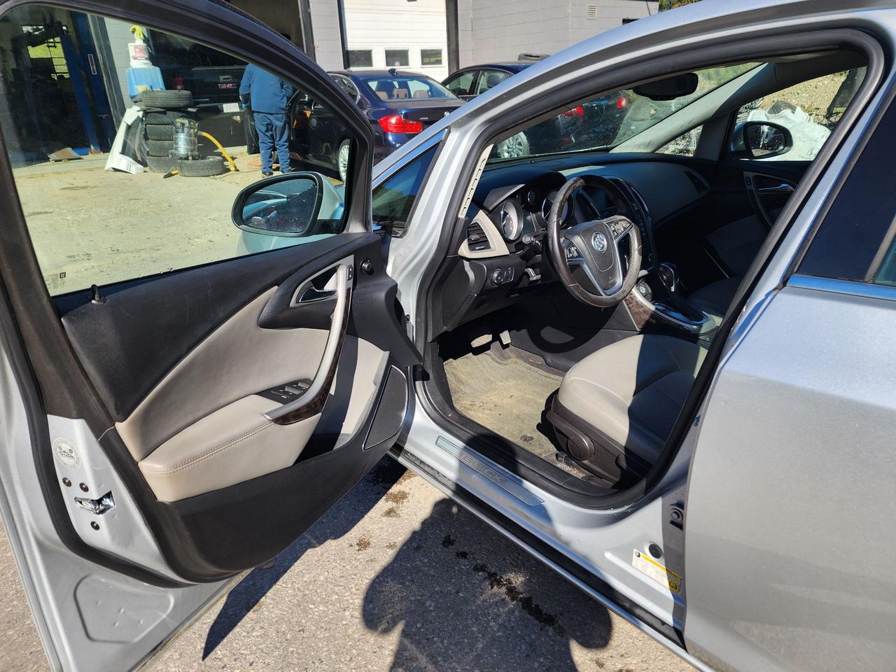 2014 Buick Verano Convenience 1 l LOW KM'S l Mint Condition. Photo