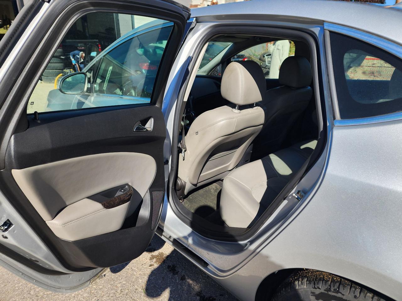 2014 Buick Verano Convenience 1 l LOW KM'S l Mint Condition. Photo