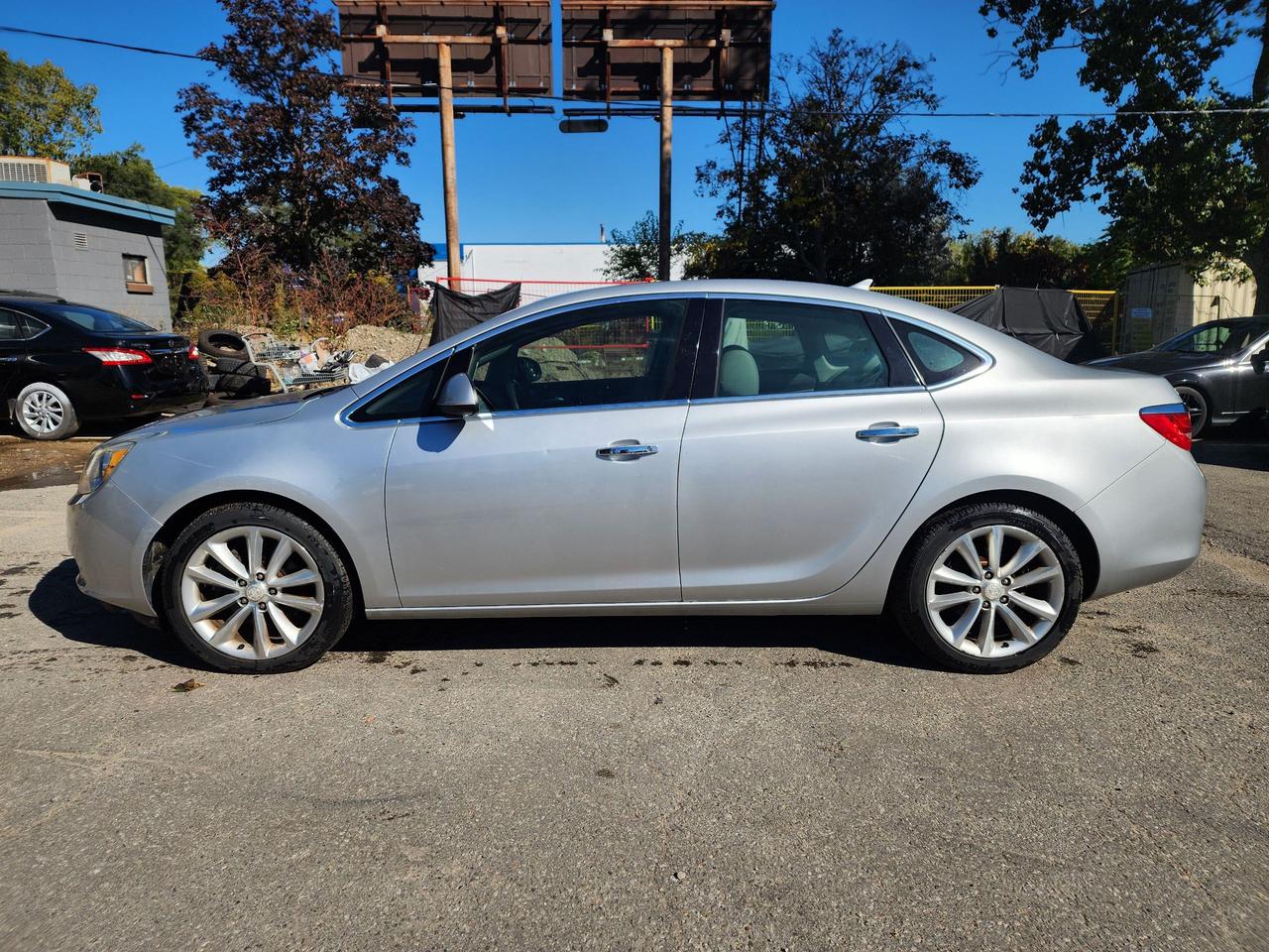 2014 Buick Verano Convenience 1 l LOW KM'S l Mint Condition. Photo
