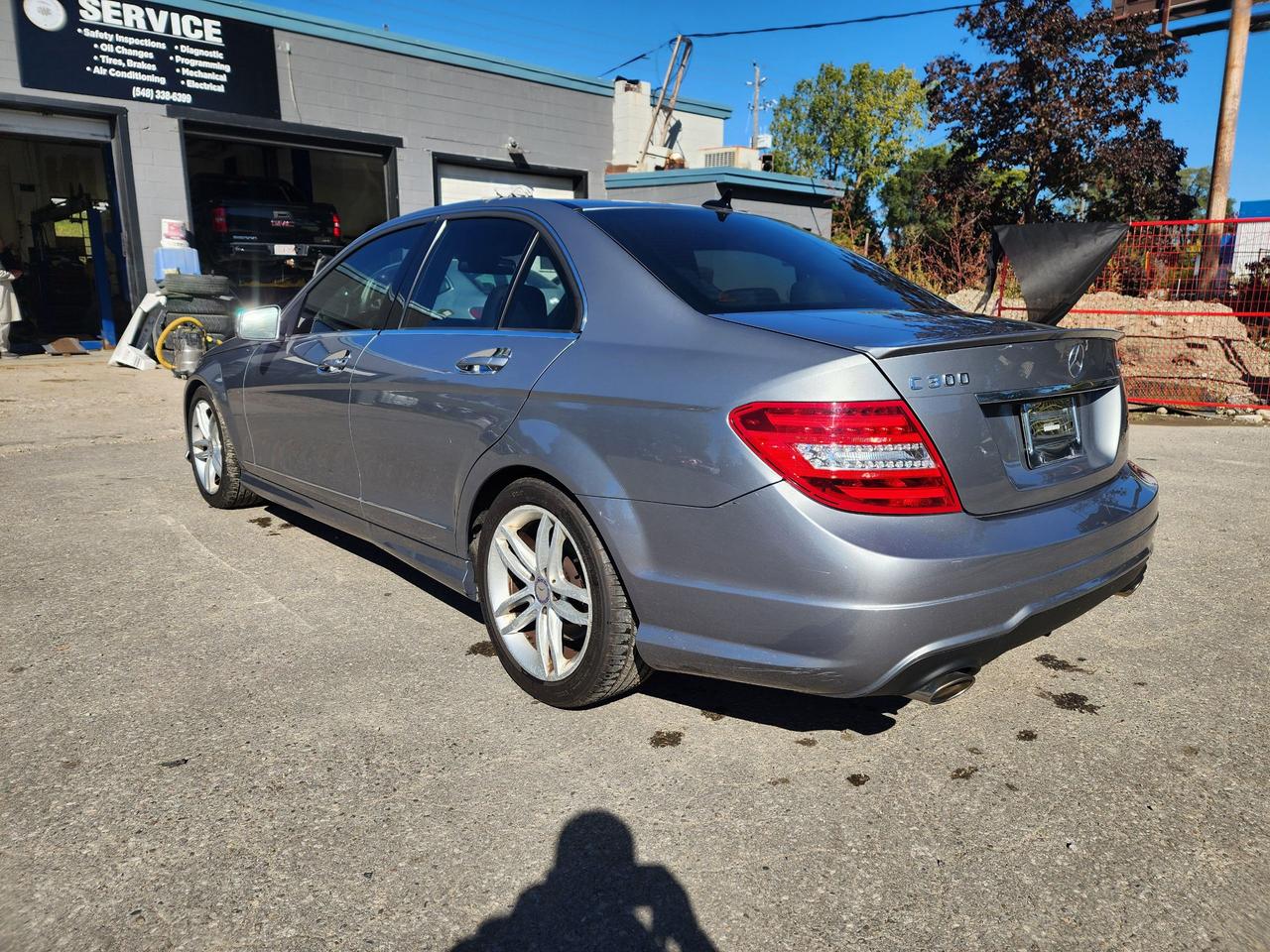 2014 Mercedes-Benz C-Class C 300 l LOW KM'S l NAV l AWD l Clean Carfax Photo