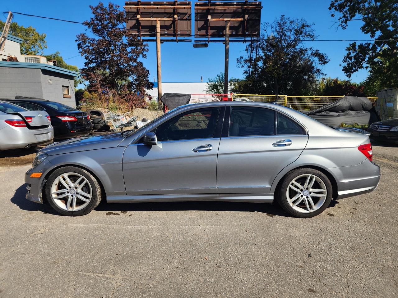 2014 Mercedes-Benz C-Class C 300 l LOW KM'S l NAV l AWD l Clean Carfax Photo
