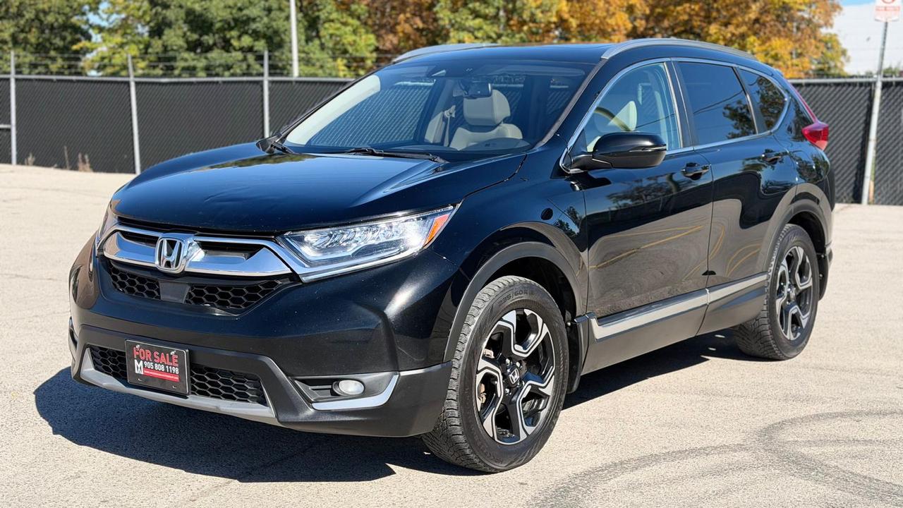 2018 Honda CR-V Touring AWD - Photo #1
