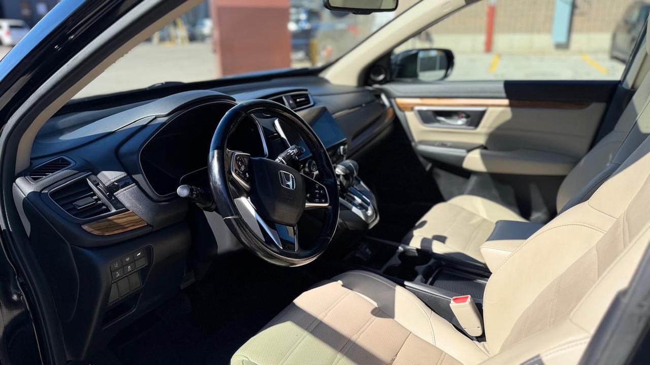 2018 Honda CR-V Touring AWD Photo