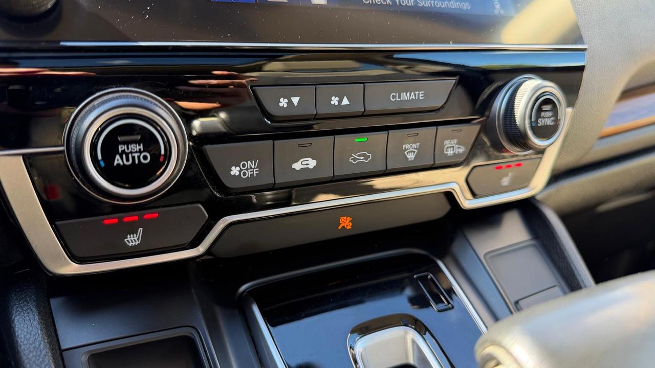 2018 Honda CR-V Touring AWD Photo