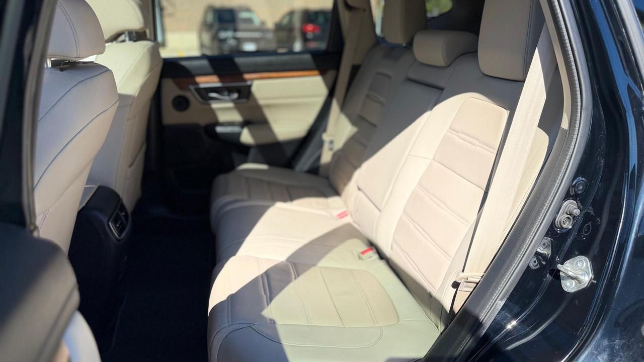2018 Honda CR-V Touring AWD Photo
