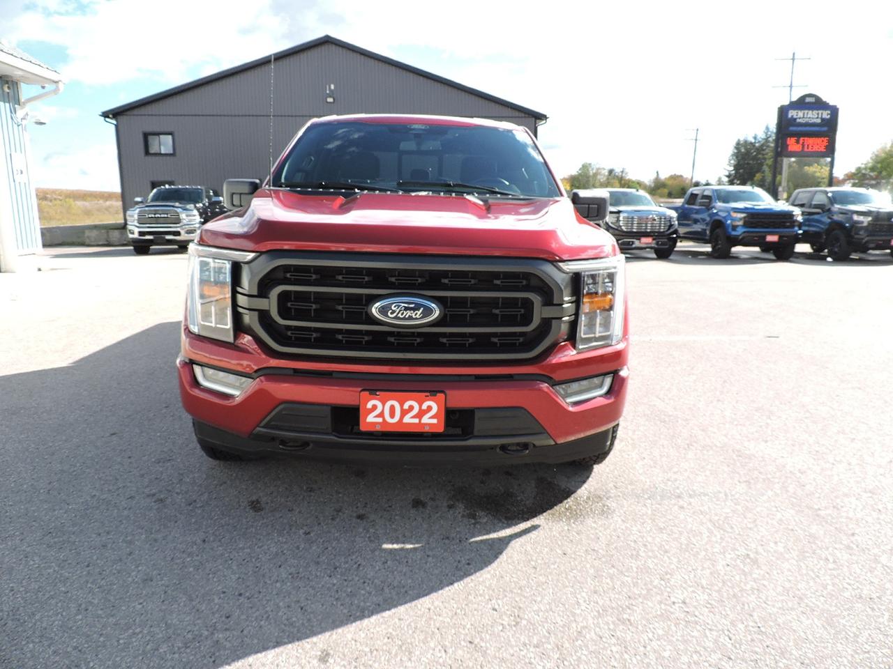 2022 Ford F-150 XLT/Sport 5.0L 4X4 1-Owner Well Oiled  53000KMS Photo1
