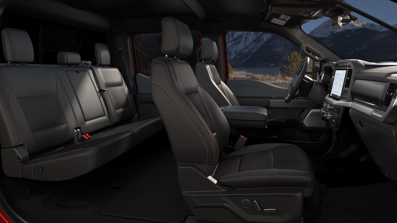2021 Ford F-150 Lariat 4WD SuperCrew 5.5' Box Photo