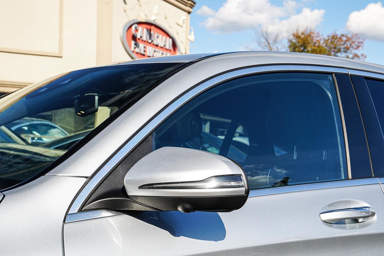 2023 Mercedes-Benz GLC-Class GLC 300 4MATIC|AMG PKG|NAVI|PANO|WOOD TRIM Photo