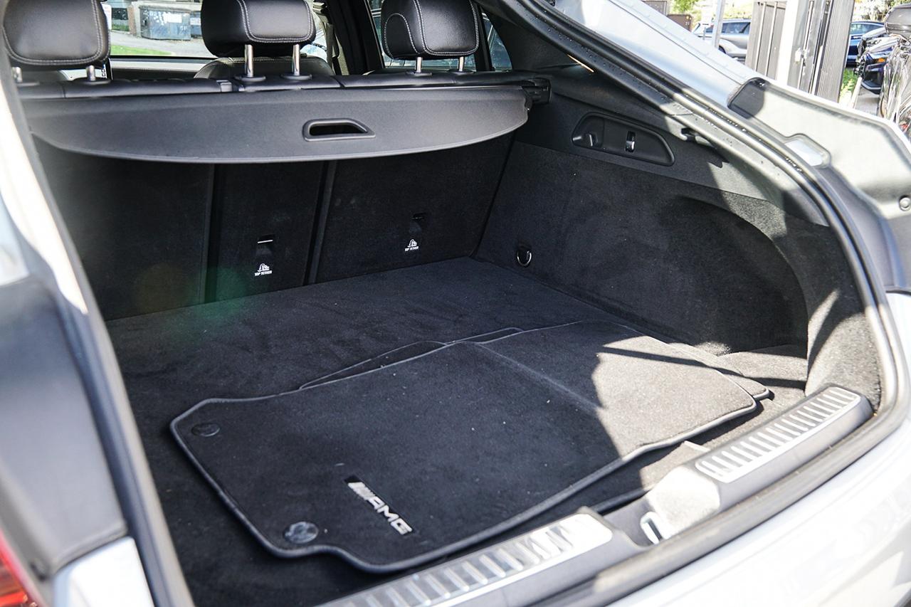 2023 Mercedes-Benz GLC-Class GLC 300 4MATIC|AMG PKG|NAVI|PANO|WOOD TRIM Photo