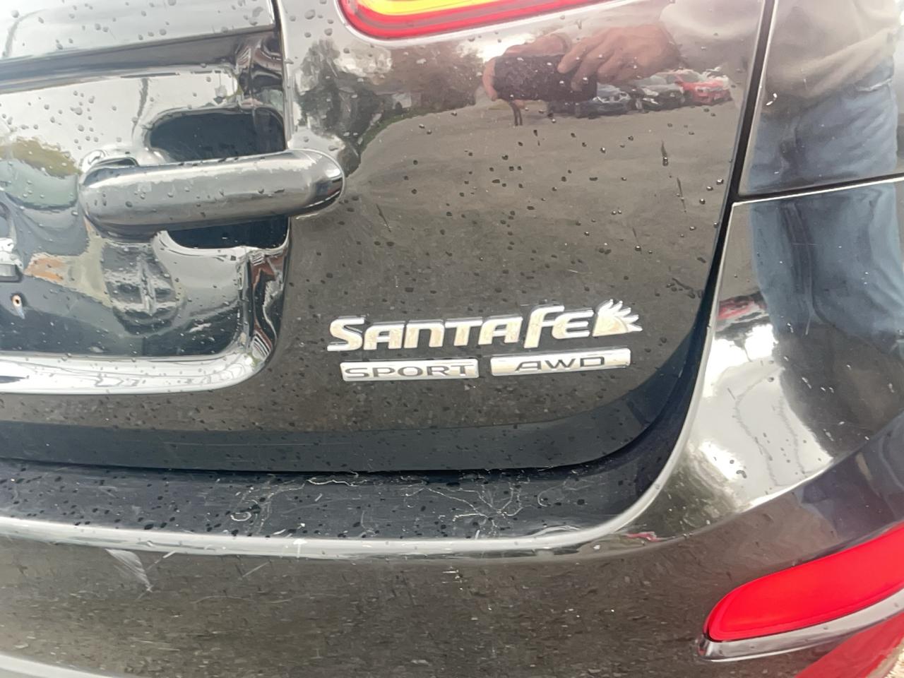 2010 Hyundai Santa Fe GL W/SPORT Photo