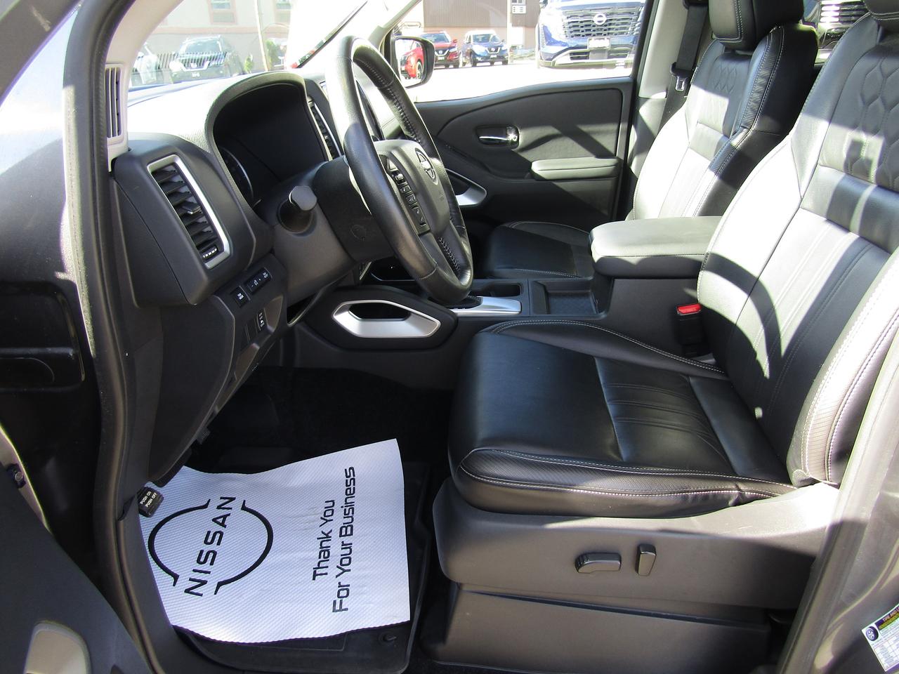 2023 Nissan Frontier SV Photo