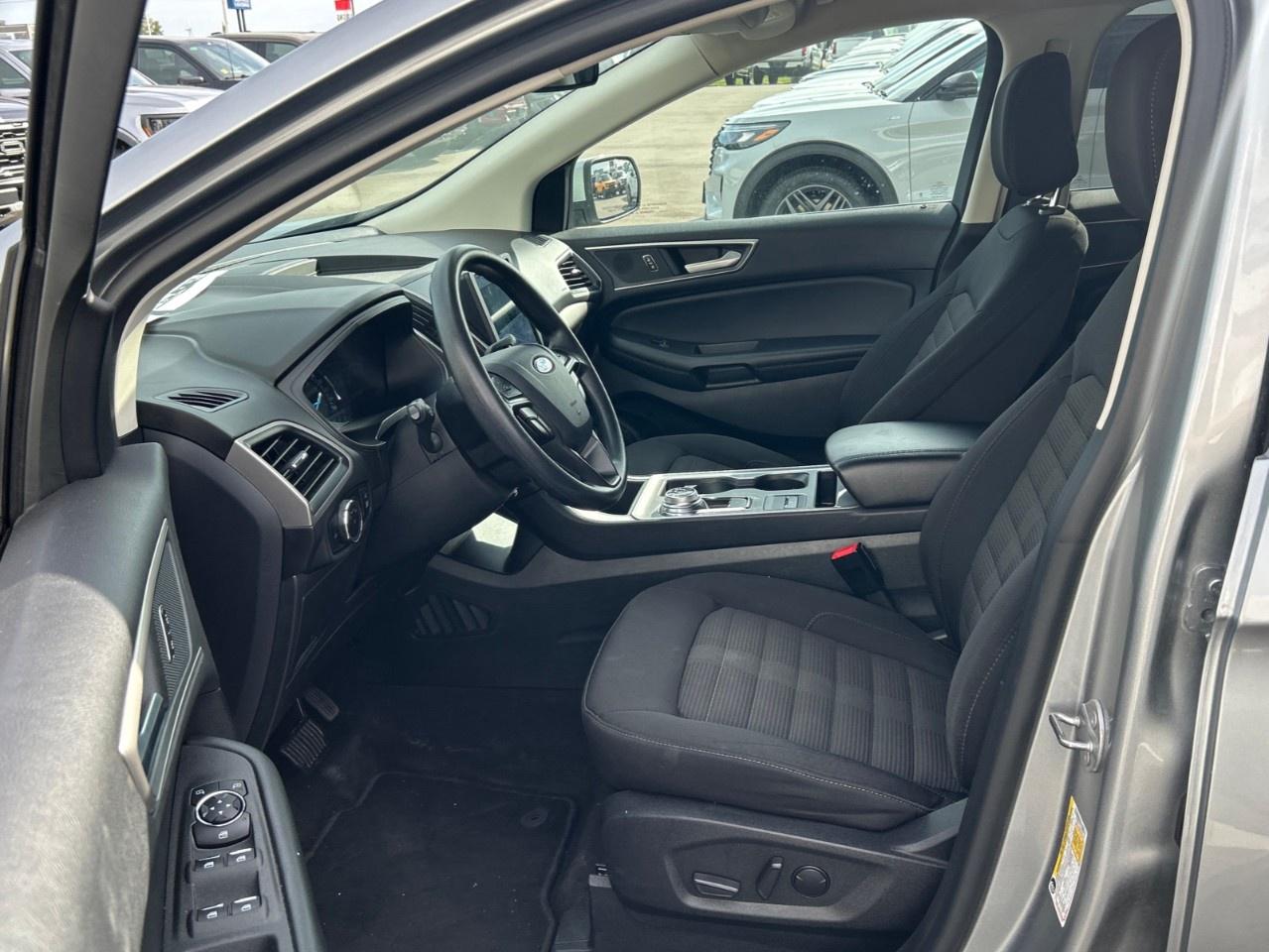 2024 Ford Edge SEL AWD Photo