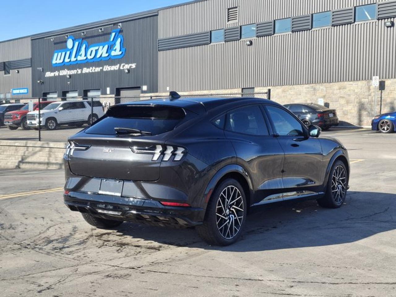 2022 Ford Mustang Mach-E GT Performance AWD | Leather | Heated Seats + Steering | Glass Roof | Co-Pilot 360 2.0 | and More ! Photo