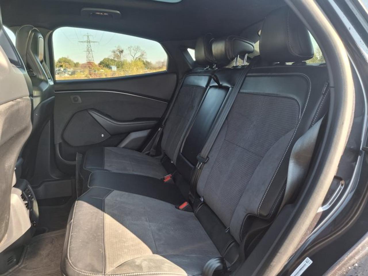 2022 Ford Mustang Mach-E GT Performance AWD | Leather | Heated Seats + Steering | Glass Roof | Co-Pilot 360 2.0 | and More ! Photo