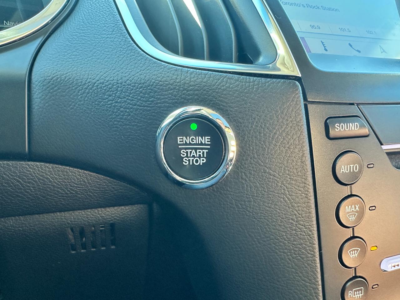 2019 Ford Edge TitaniumAWD HTD/CLD-LTHR PanoRoof NAV ParkAssist Photo