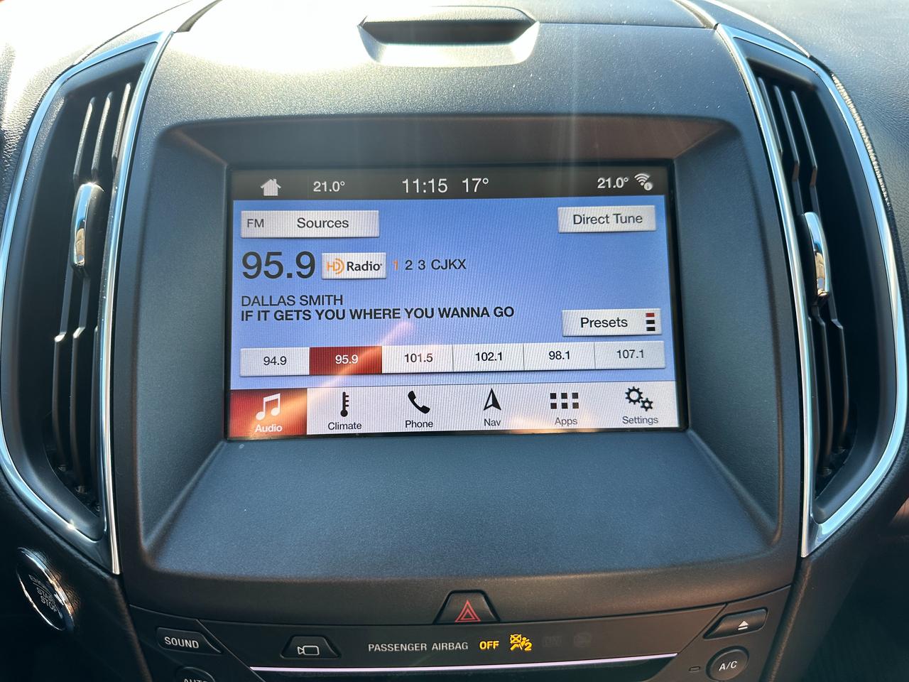 2019 Ford Edge TitaniumAWD HTD/CLD-LTHR PanoRoof NAV ParkAssist Photo