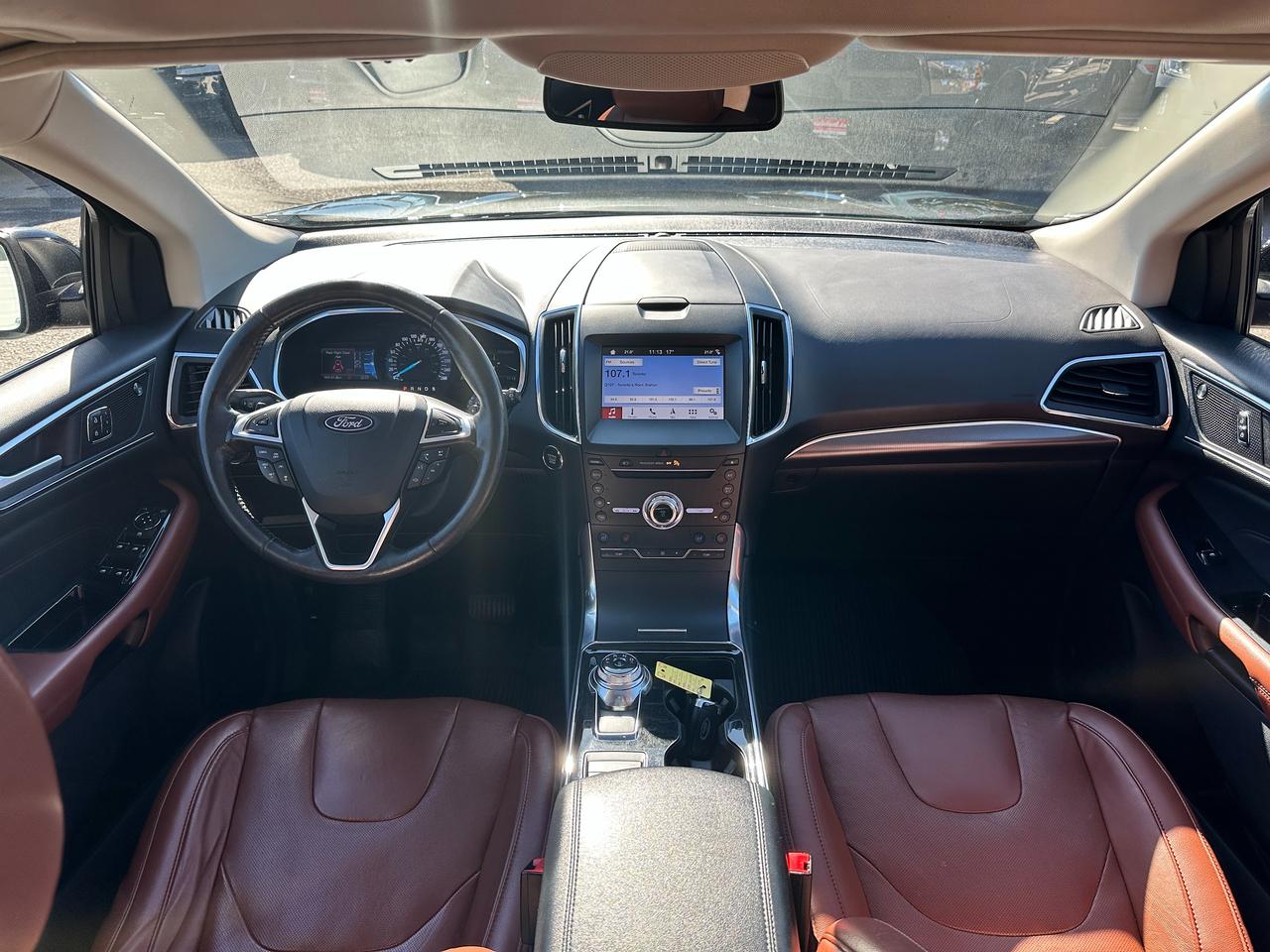 2019 Ford Edge TitaniumAWD HTD/CLD-LTHR PanoRoof NAV ParkAssist Photo