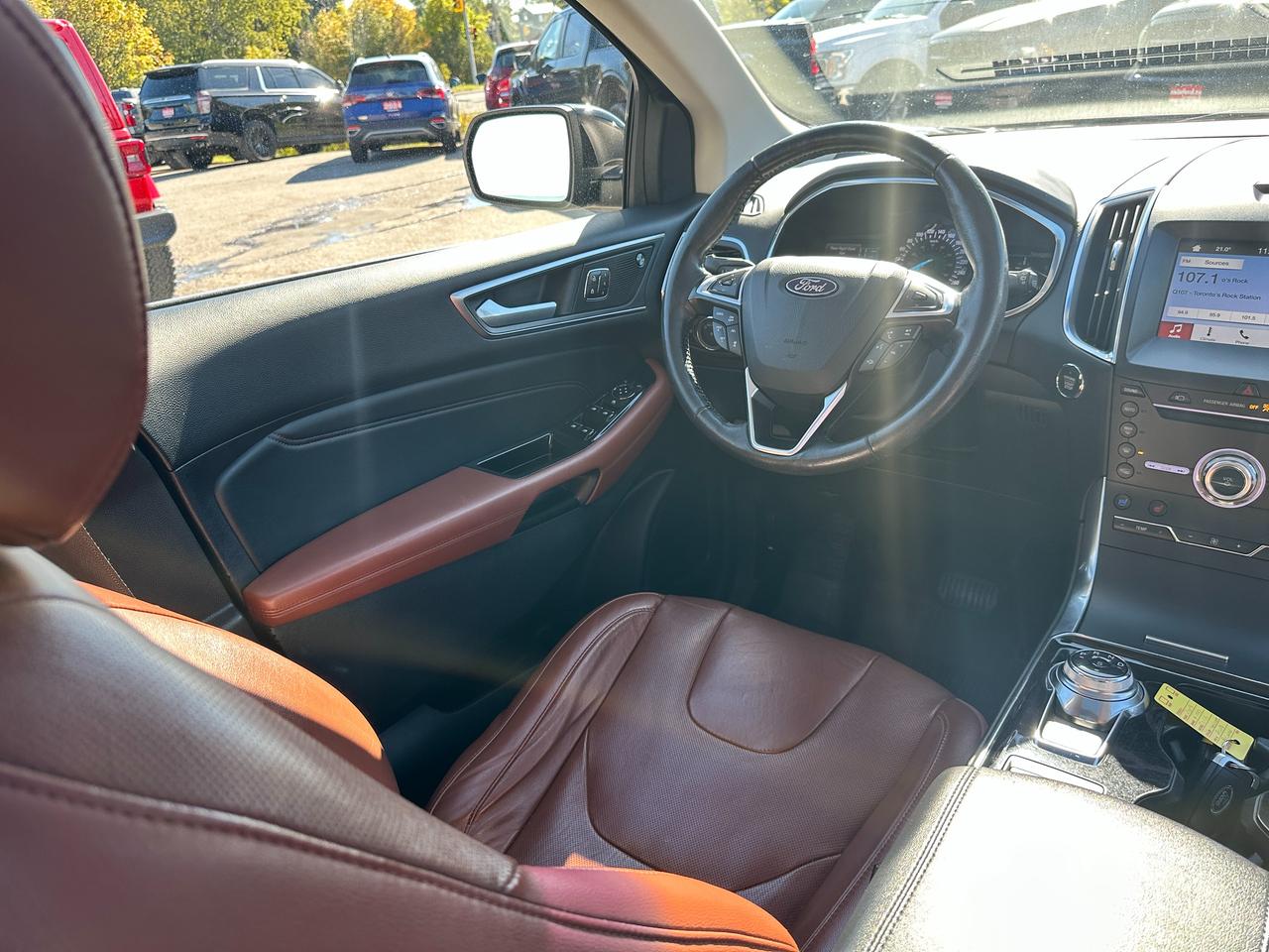 2019 Ford Edge TitaniumAWD HTD/CLD-LTHR PanoRoof NAV ParkAssist Photo
