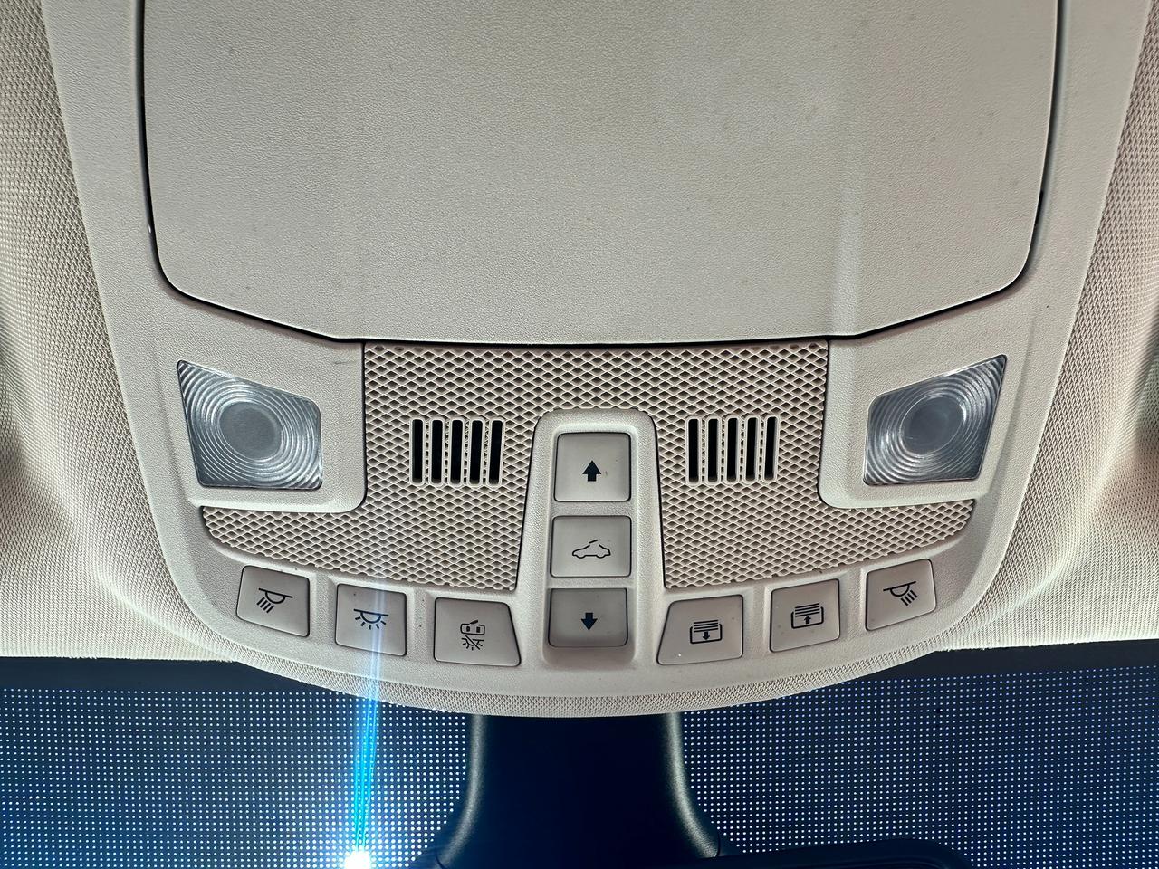 2019 Ford Edge TitaniumAWD HTD/CLD-LTHR PanoRoof NAV ParkAssist Photo