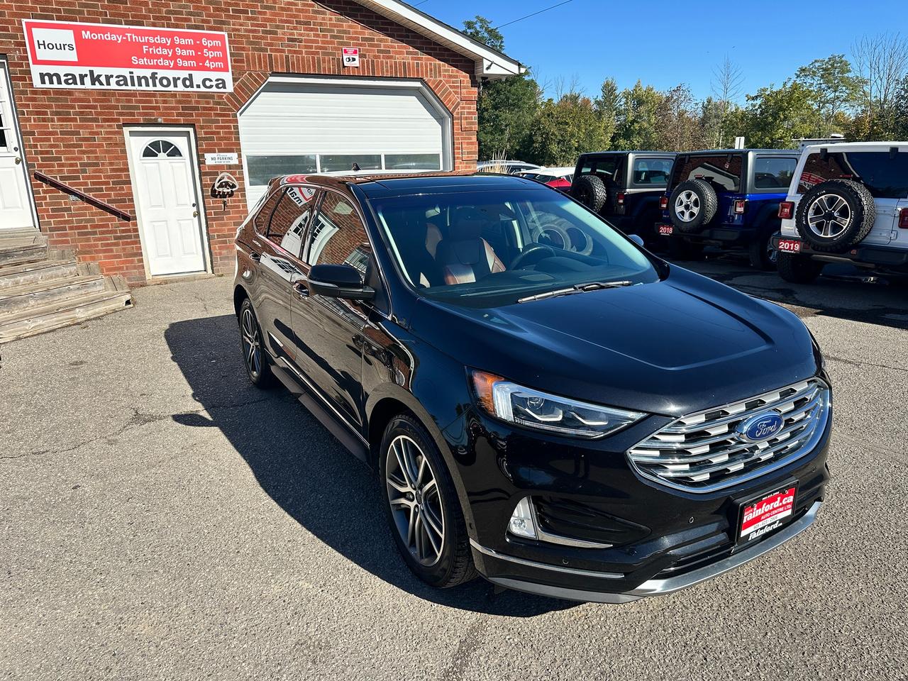 2019 Ford Edge TitaniumAWD HTD/CLD-LTHR PanoRoof NAV ParkAssist Photo