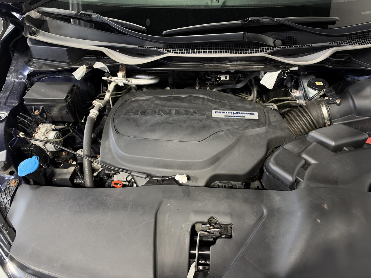 2018 Honda Odyssey Touring 8Pass, DVDs, Power Doors Photo