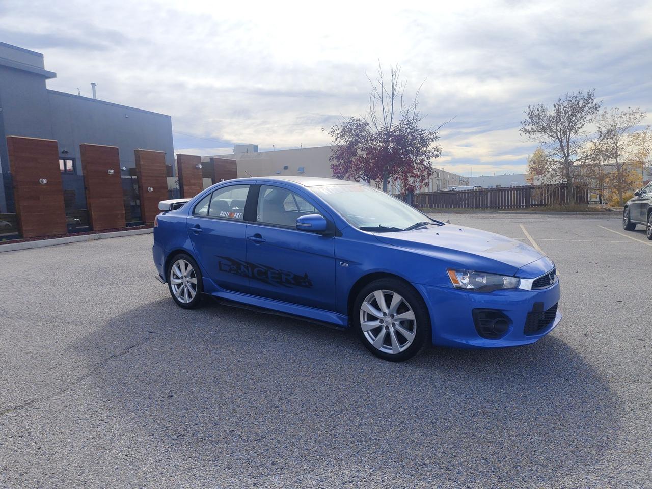 2017 Mitsubishi Lancer ES Photo